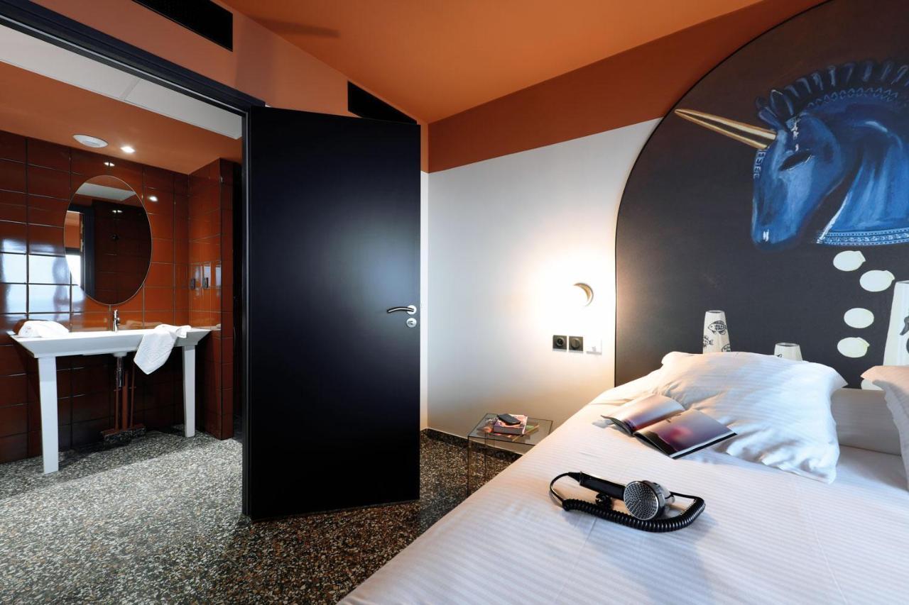 Dina Morgabine Saint Denis Hotel Buitenkant foto
