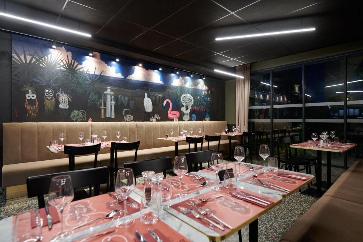 Dina Morgabine Saint Denis Hotel Buitenkant foto