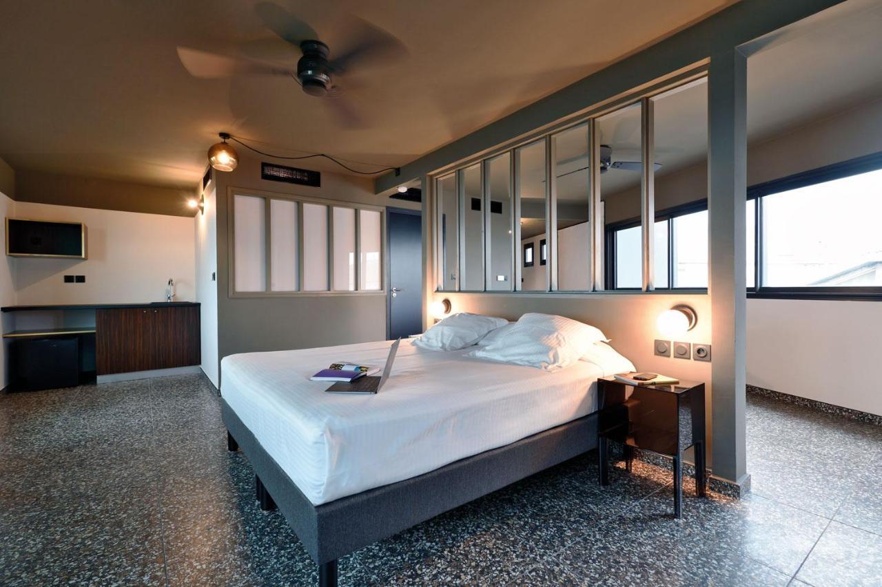 Dina Morgabine Saint Denis Hotel Buitenkant foto