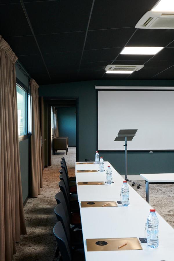 Dina Morgabine Saint Denis Hotel Buitenkant foto