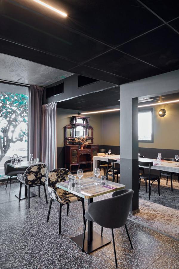 Dina Morgabine Saint Denis Hotel Buitenkant foto