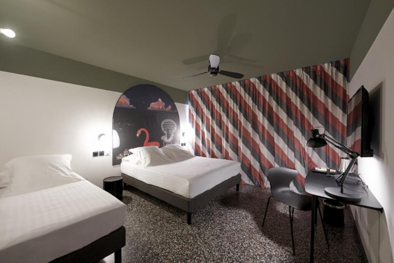 Dina Morgabine Saint Denis Hotel Buitenkant foto