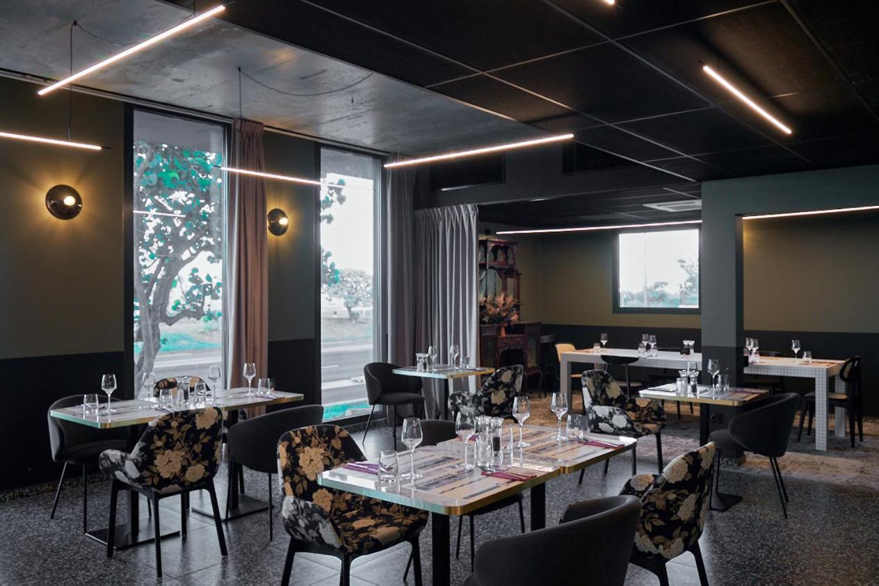 Dina Morgabine Saint Denis Hotel Buitenkant foto