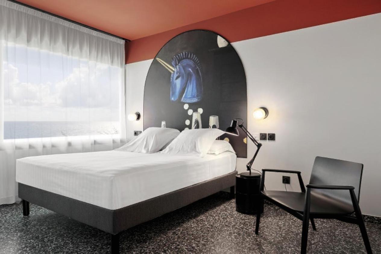 Dina Morgabine Saint Denis Hotel Buitenkant foto